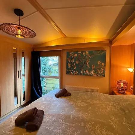 Veluwe Private Jacuzzi, Park Swimming Pool And Children's Entertainment *
