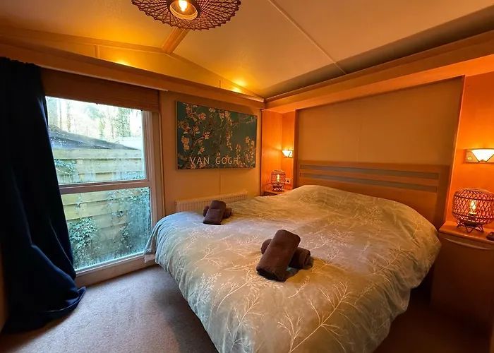 Veluwe Private Jacuzzi, Park Swimming Pool And Children's Entertainment Apartament *