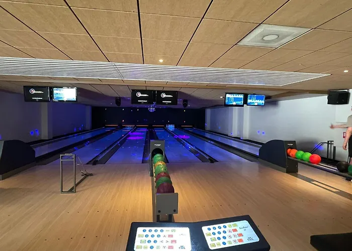 Veluwe Private Jacuzzi, Park Swimming Pool And Children's Entertainment