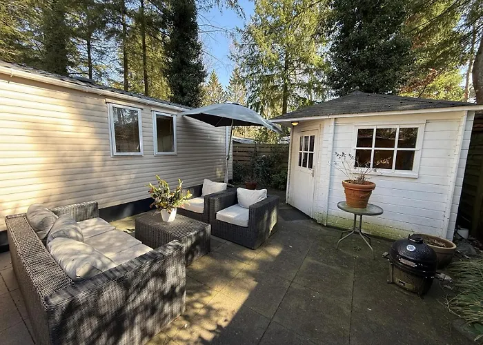 Veluwe Private Jacuzzi, Park Swimming Pool And Children's Entertainment