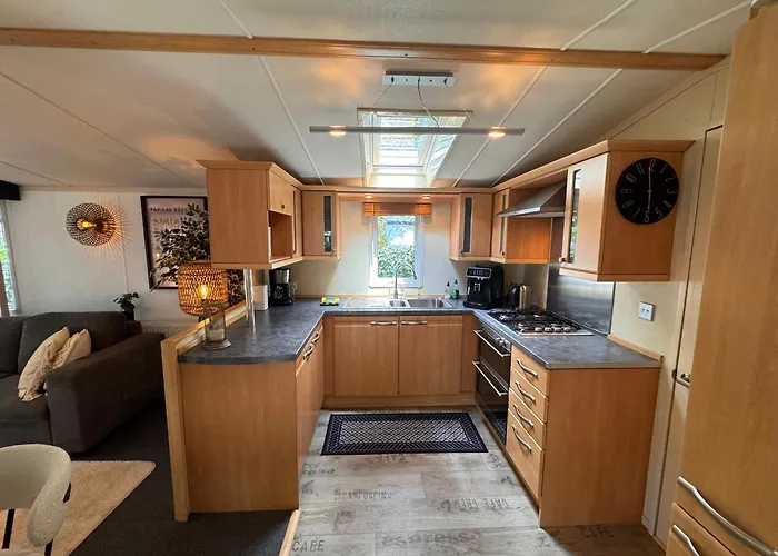 Veluwe Private Jacuzzi, Park Swimming Pool And Children's Entertainment Appartement Hoenderloo