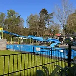 Lejlighed Veluwe Private Jacuzzi, Park Swimming Pool And Children's Entertainment Hoenderloo