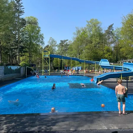 Apartament Veluwe Private Jacuzzi, Park Swimming Pool And Children's Entertainment